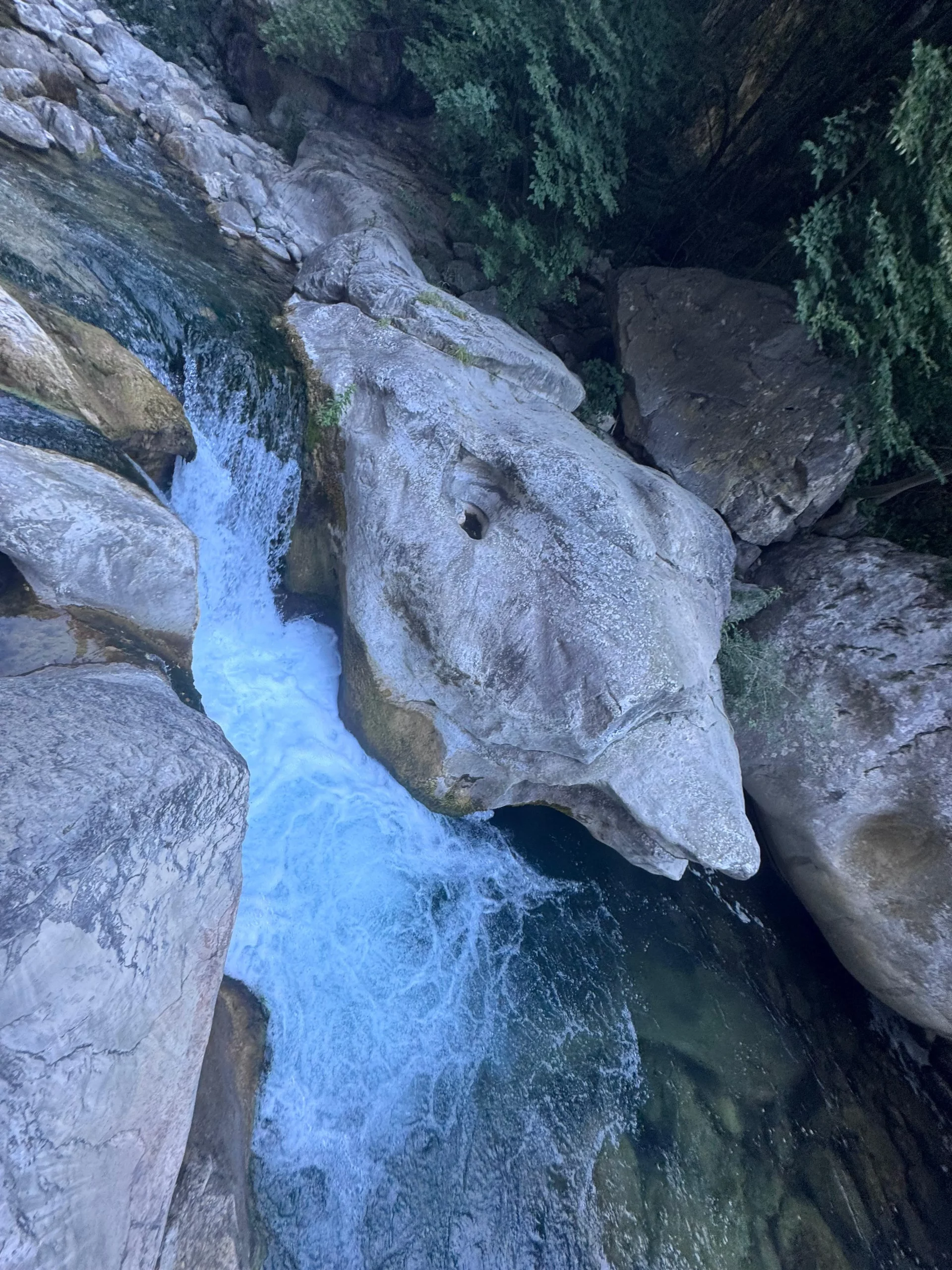 amcanyoning-gorgesduloup-water