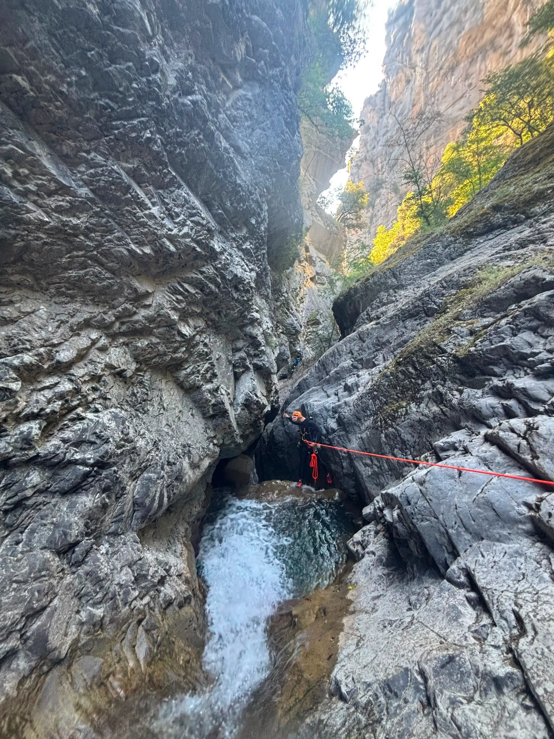 amcanyoning-infernet-vasquesuspendue