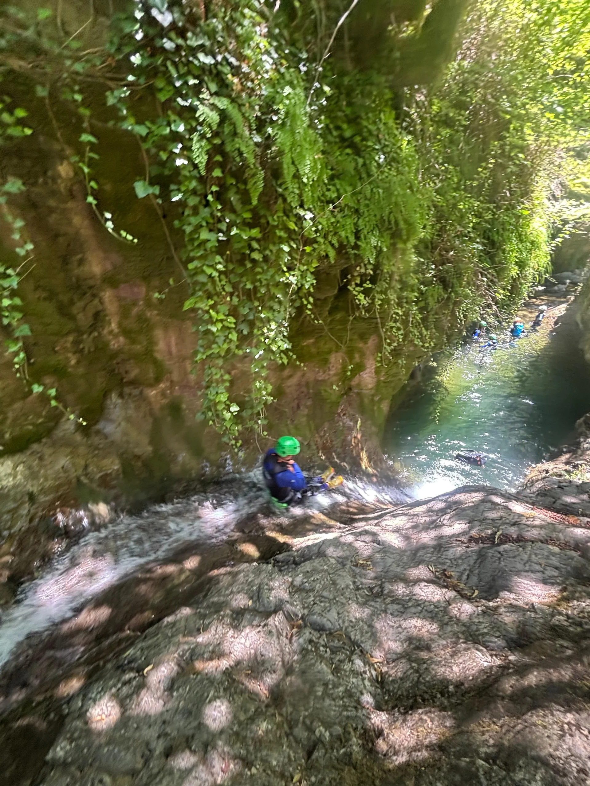 amcanyoning-labollene-glissade