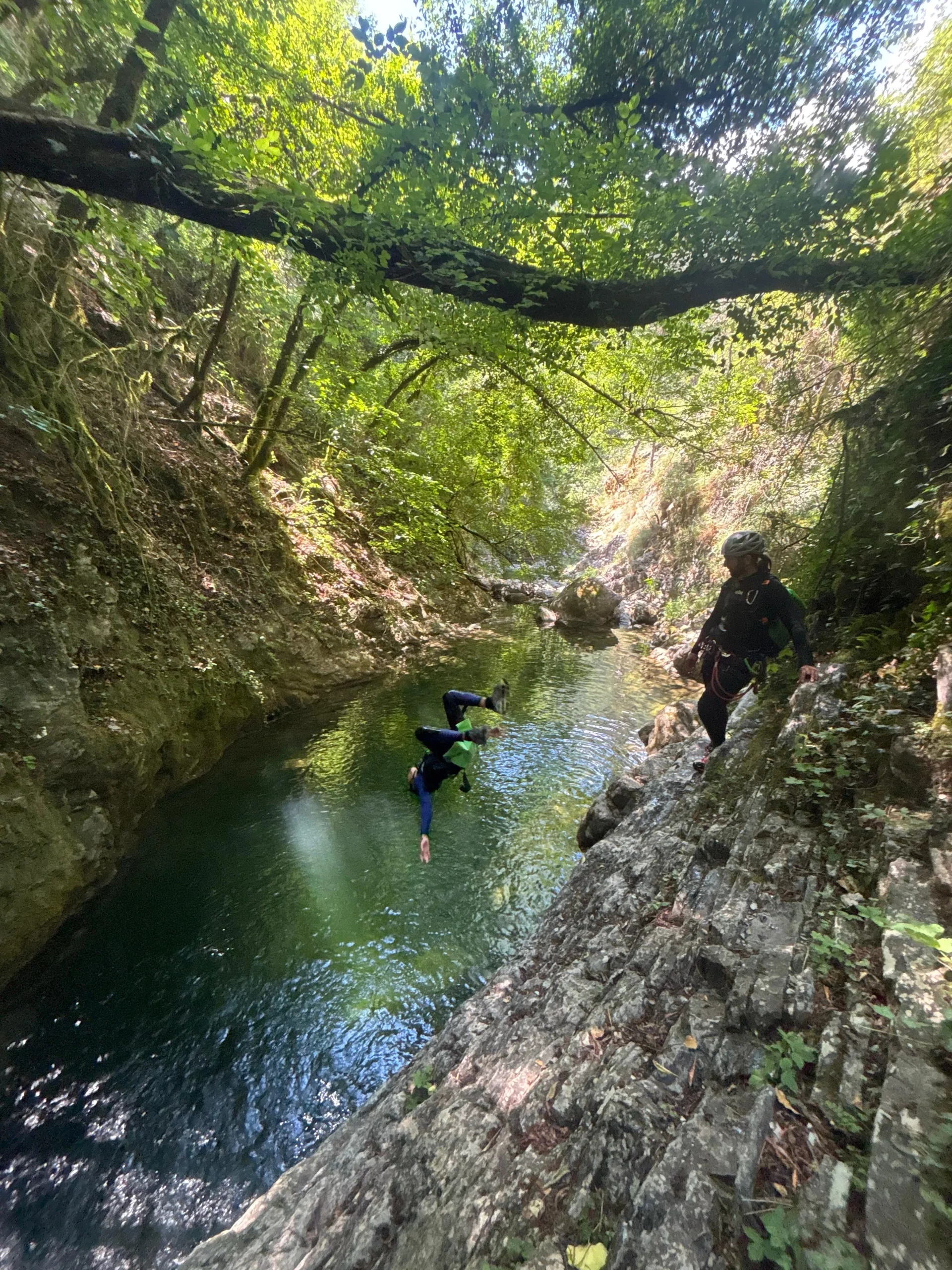 amcanyoning-labollene-salto